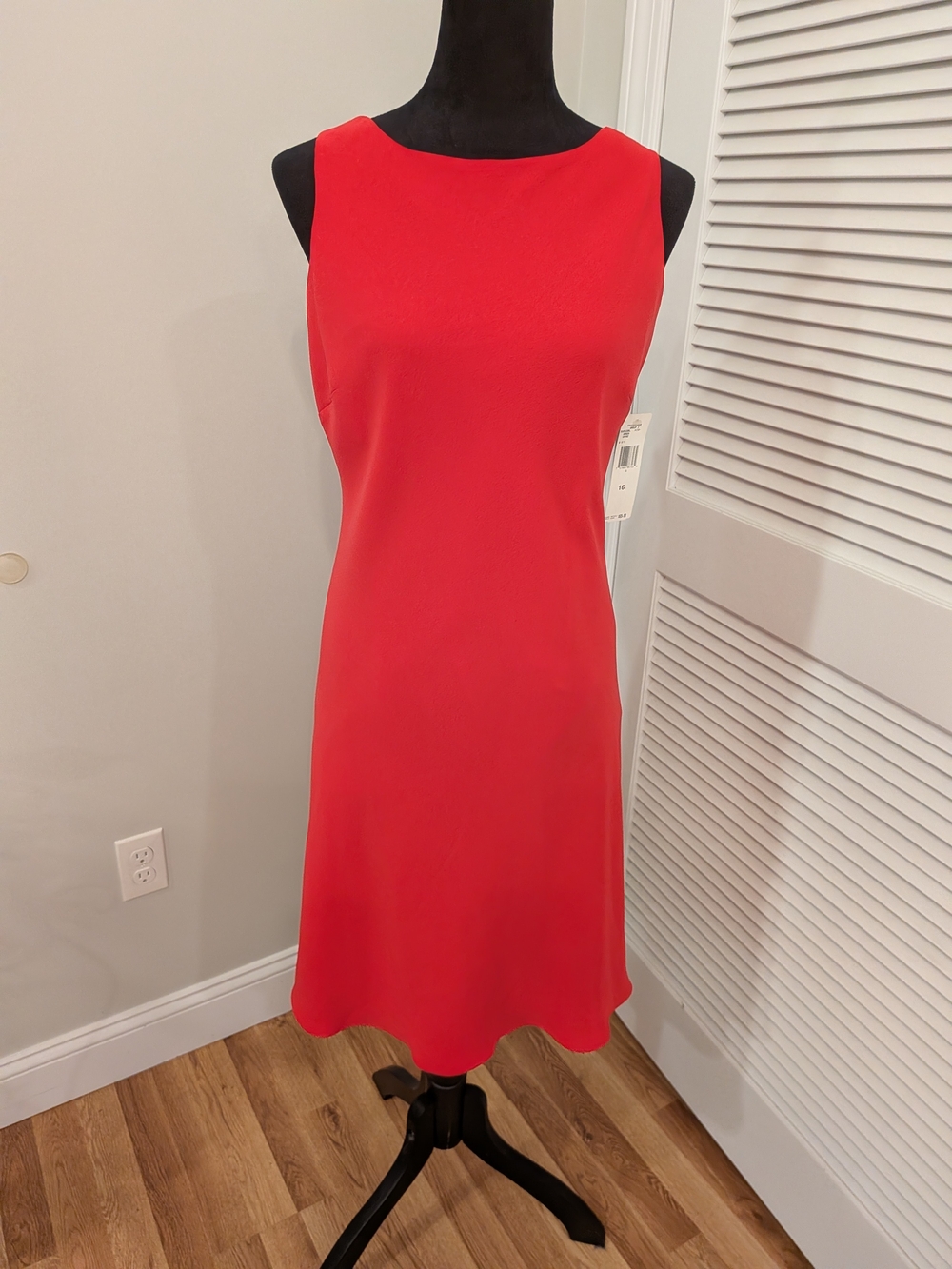 Evan - Picone Classic Red Sleeveless Sheath Dress Size 16 New